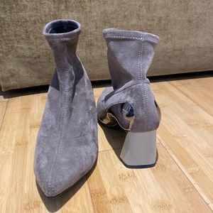 United Nude Suede pull on bootie